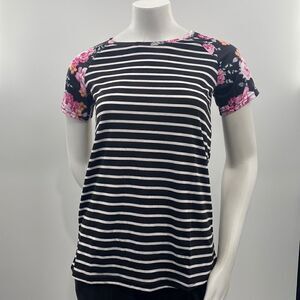 3For$20 Measeor Black and White stripes with Floral Shoulder size Small